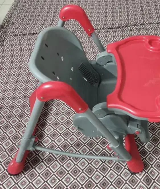 صندلی غذاخوری کودک کاپیلا|تخت و صندلی بچه|اسلام‌شهر, شهرک مفیدی|دیوار