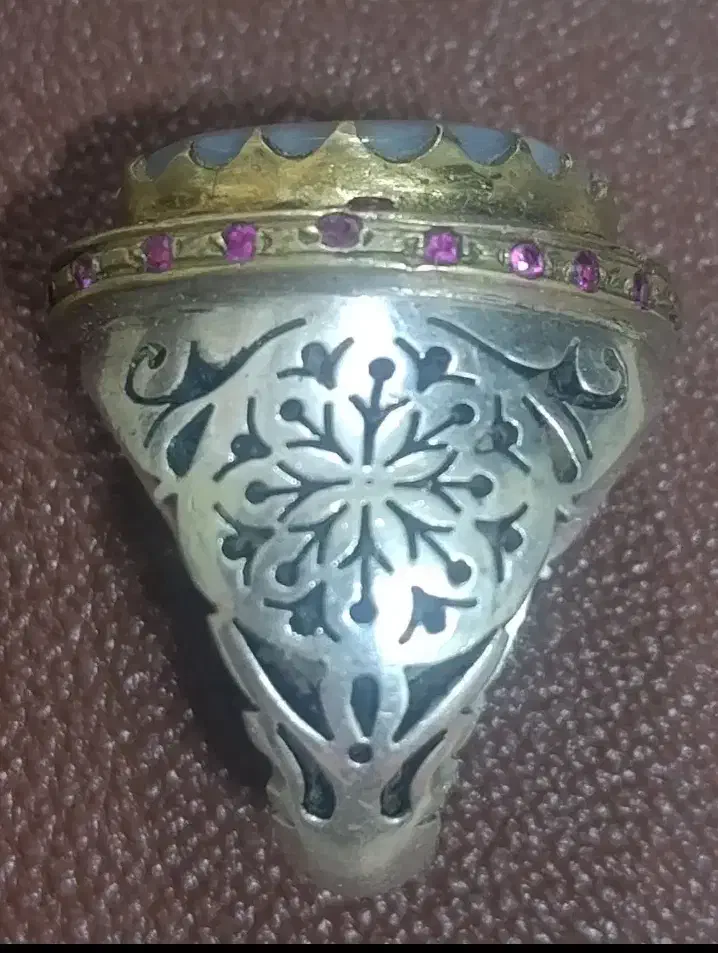 شجر قائن طبیعی اصل یاقوت زمرد موزونایت|جواهرات|کرج, عظیمیه|دیوار