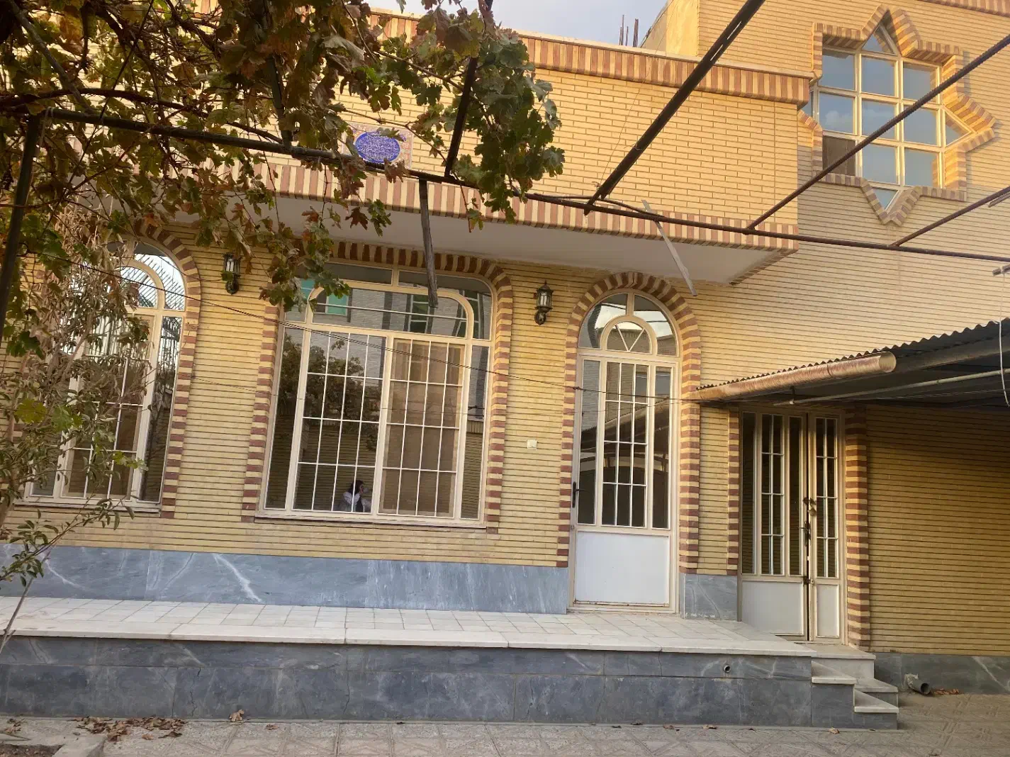 ۲۰۰مترحافظ|فروش خانه و ویلا|شاهینشهر, چمران|دیوار