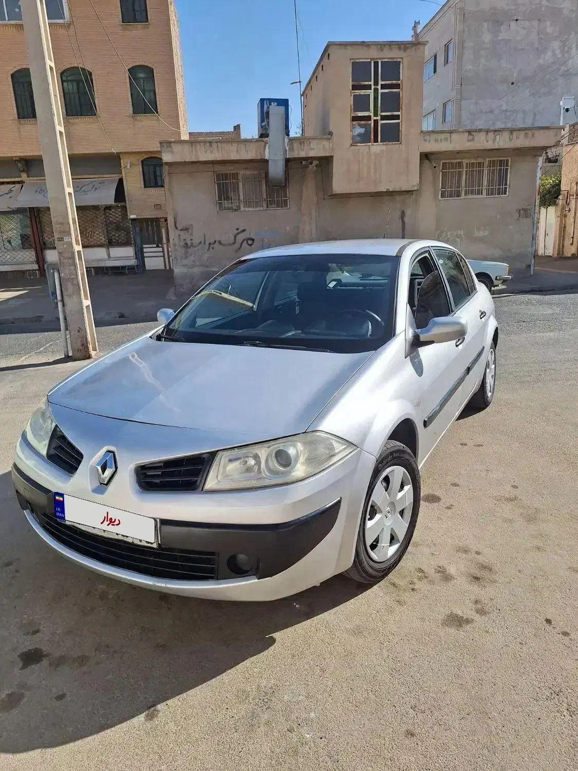 مگان مدل ۸۷بی رنگ استثائی|خودرو سواری و وانت|قم, انسجام|دیوار