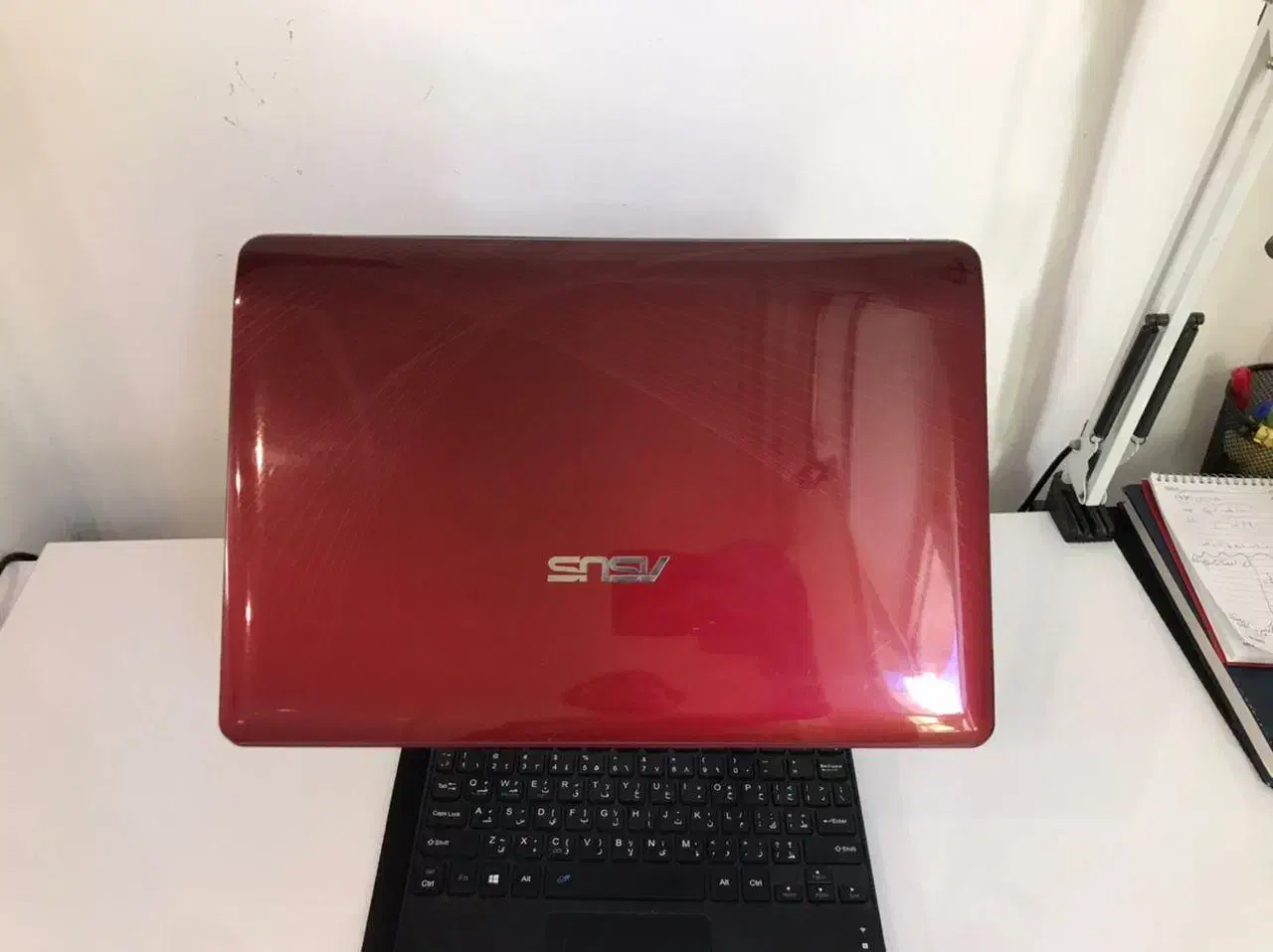 لبتاب ایسوز|رایانه همراه|شیراز, زند|دیوار