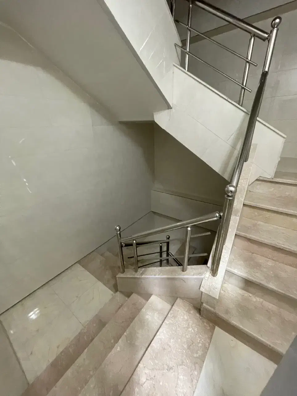 اپارتمان ۱۰۵متر ساخت ۱۴۰۴ روبرو پارک رسالت|فروش آپارتمان|دزفول, |دیوار