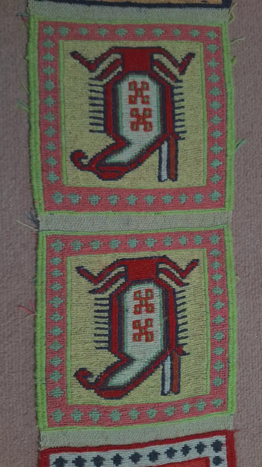 ورنی۲۰×۲۰|گلیم، جاجیم، گبه|اهر, |دیوار