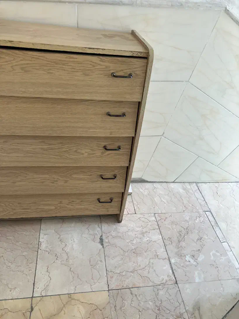 جاکفشی|جاکفشی، کمد، دراور|سمنان, |دیوار