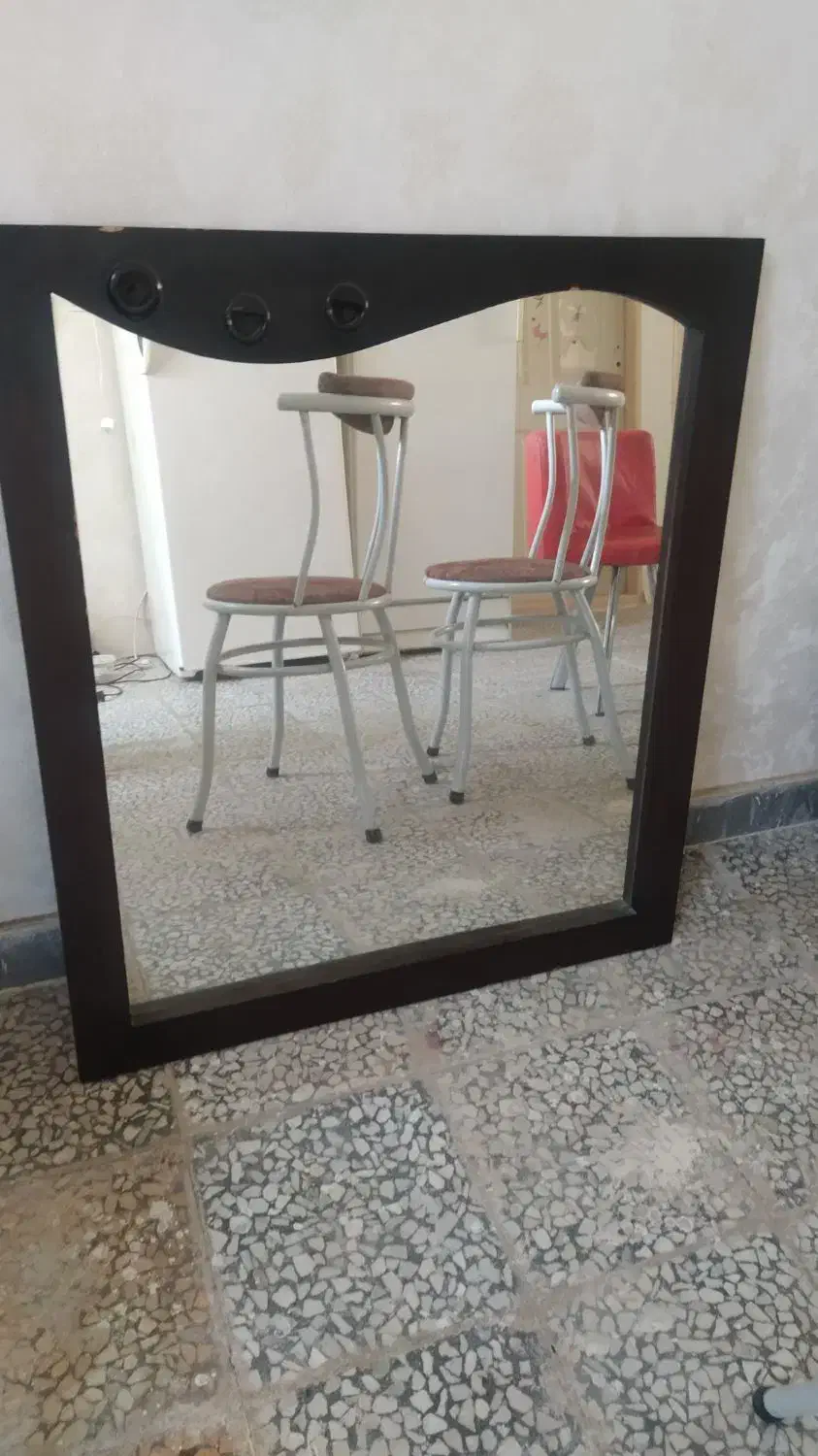 تعدادی اینه وقاب|آینه|خرمآباد, |دیوار