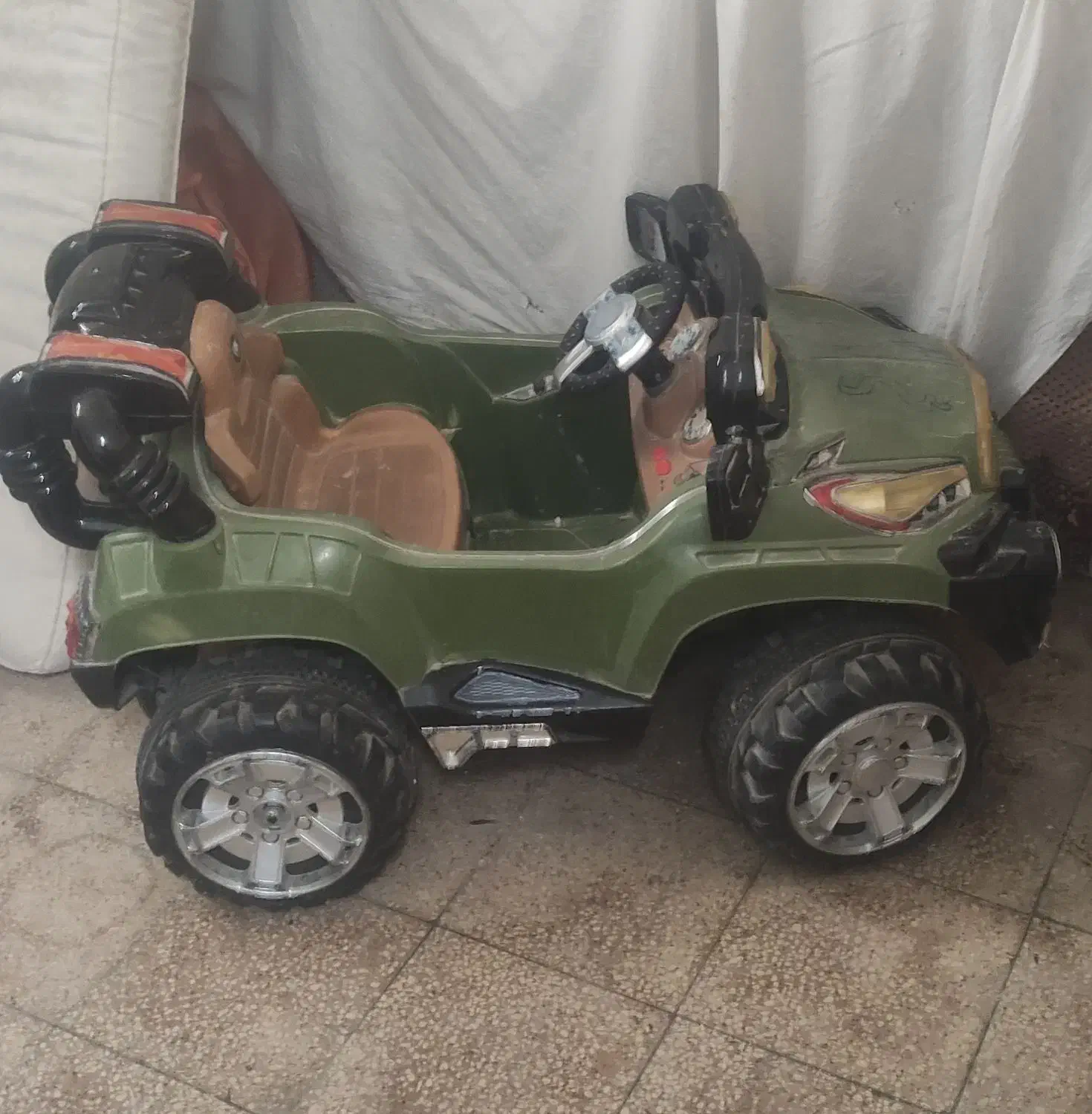 ماشین شارژی،ماشین کودک|اسباب‌‌بازی|فیروزآباد (فارس), |دیوار