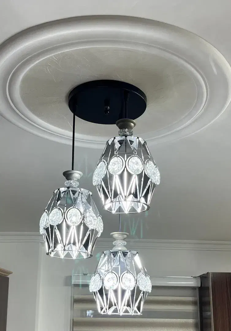 لوستر پذیرایی و آشپزخانه|لوستر و چراغ آویز|صومعهسرا, |دیوار