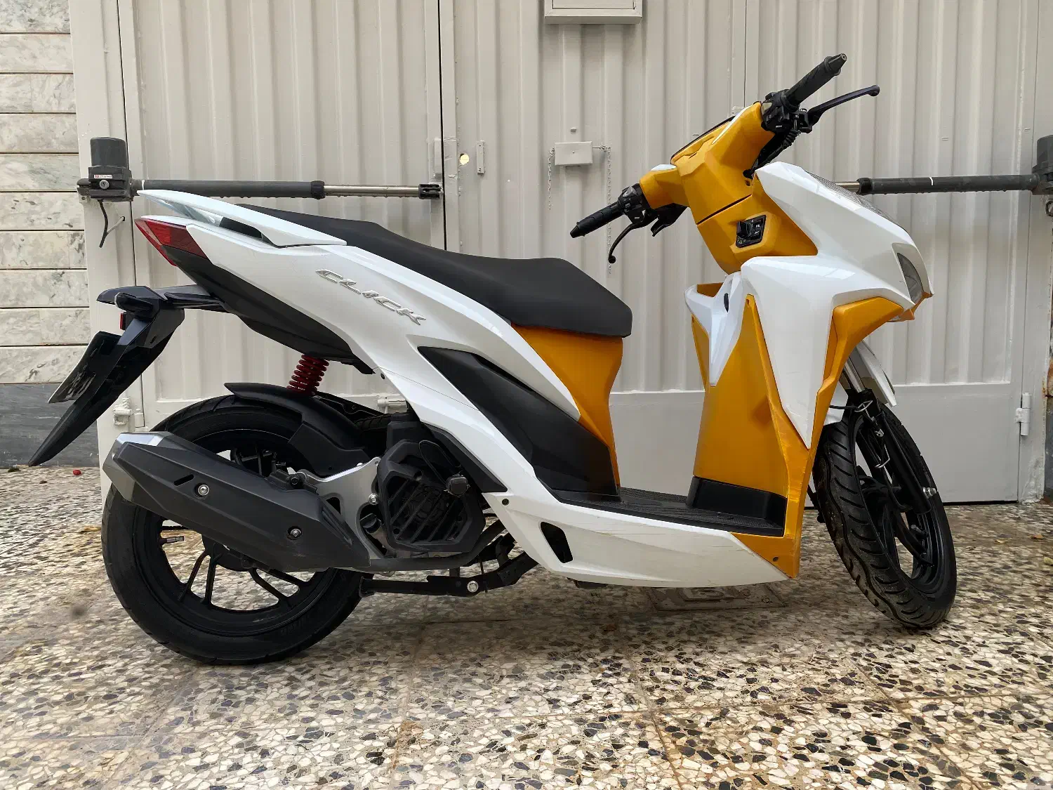 موتور طرح کلیک|موتورسیکلت|خمینی‌شهر, |دیوار