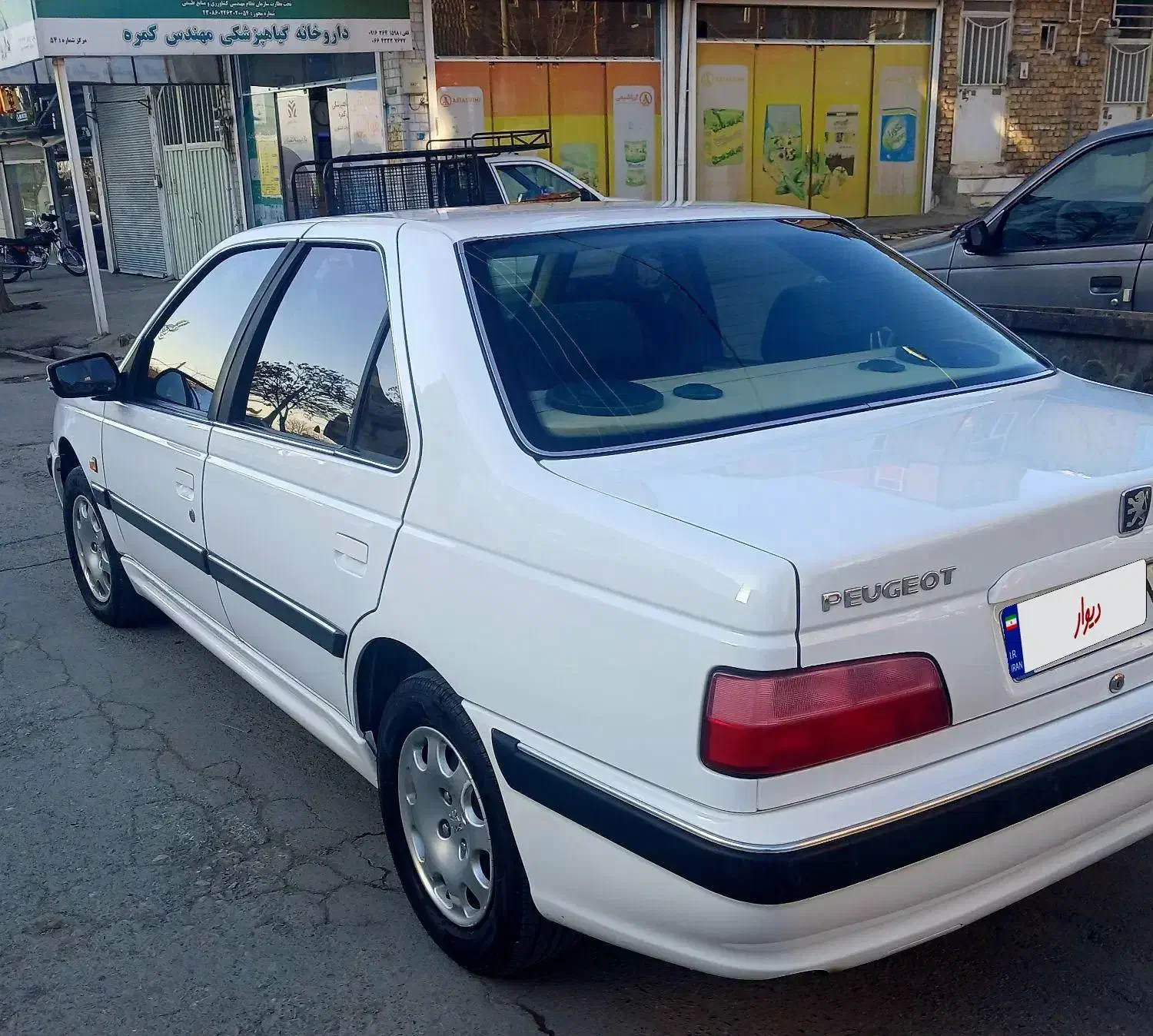 پارس ۹۸ بیرنگ در حد|خودرو سواری و وانت|الیگودرز, |دیوار