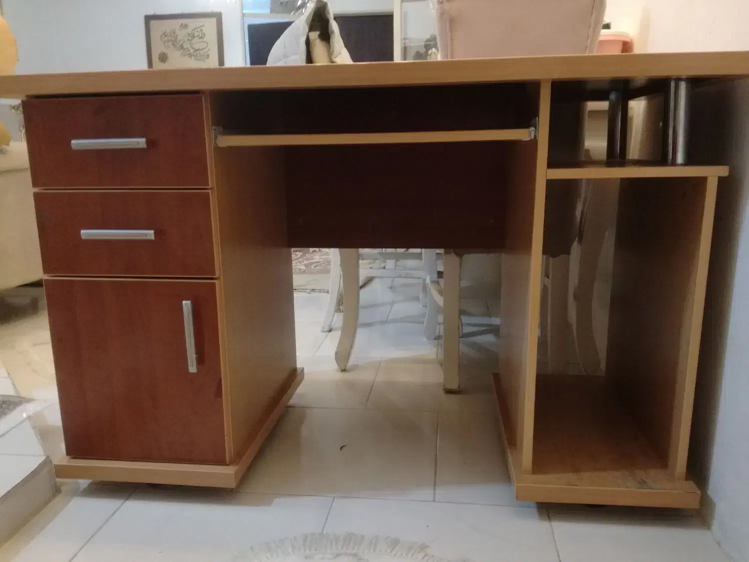 میز کامپیوتر بزرگ|میز تحریر و کامپیوتر|کرج, گلشهر|دیوار