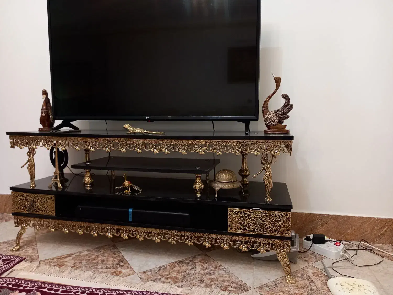 میزبرنزسنگین|میز تلویزیون|فرمهین, |دیوار