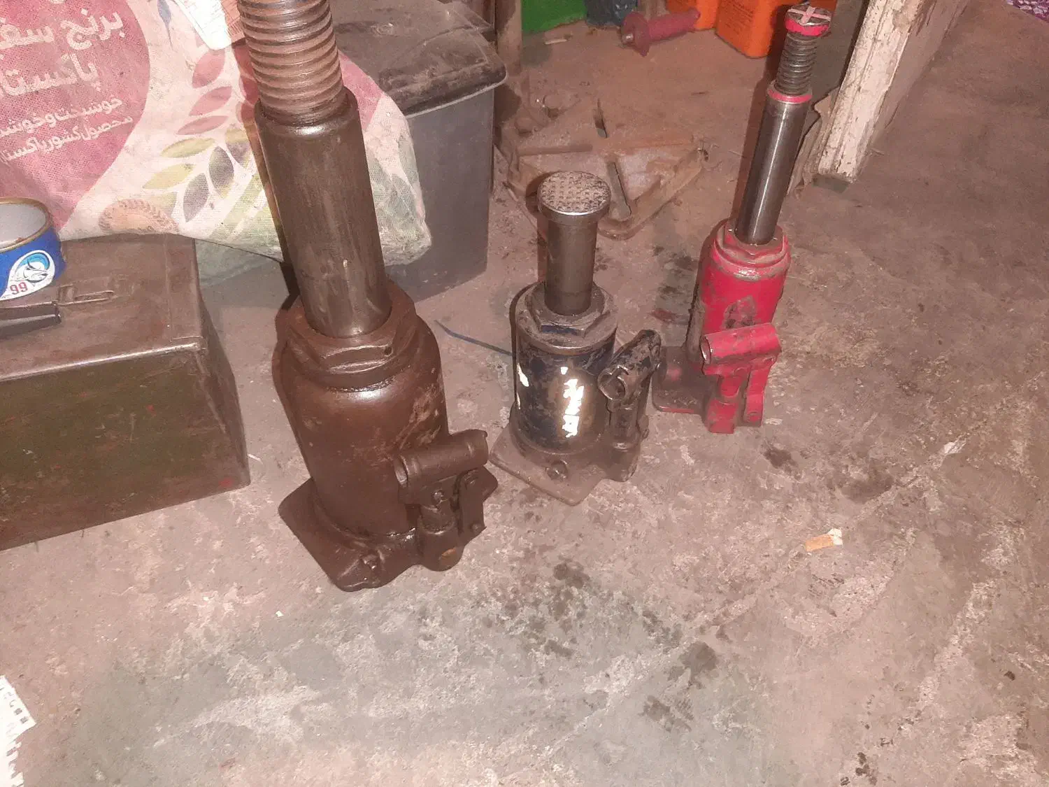 جک روغنی|ابزارآلات|کرمانشاه, |دیوار