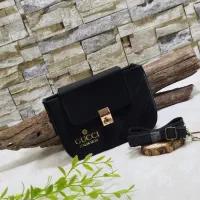 فروش انواع کیف کفش لباس زنانه با بهترین کیفیت|کیف، کفش، کمربند|اصفهان, خوراسگان|دیوار