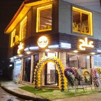 استخدام نیرو در فست فود عاج