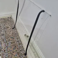 محافظ و گلس تلویزیون ۶۵ اینچ