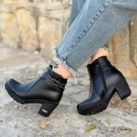 انواع کفش و بوت زنانه در چهار قسط