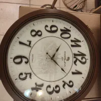 ساعت دیواری