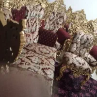 مبل سلطنتی زرشکی چوبی درحدنوکم کاروسالم|مبلمان خانگی و میز عسلی|شیروان (خراسان), |دیوار