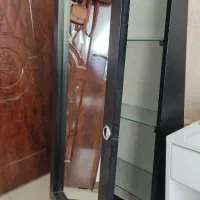 آینه قدی با قفسه و کشو