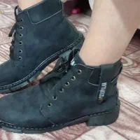 بوت زنانه|کیف، کفش، کمربند|نیشابور, خط کاشمر|دیوار