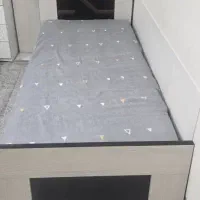 تخت خواب یک نفره