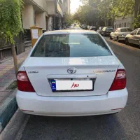 تویوتا کرولا ۲۰۰۷ gli