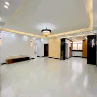 ۸۰ متری/قیمت مناسب/آسانسور/پارکینگ