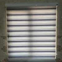 پرده زبرا سالم نو یکسال استفاده سایز ۱/۱۰ در ۱/۵۰