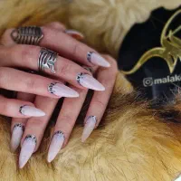 خدمات زیبایی