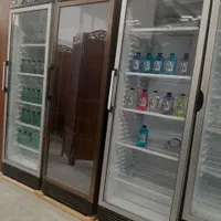 یخچال و فریزر ایستاده کینو،زیمان و کلیماسان|کافی‌شاپ و رستوران|شیراز, قدوسی شرقی|دیوار