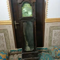 ایستاده ساع. ت