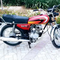 موتور هوندا ۱۲۵ مزایده مدل ۹۴ بازسازی شده تمیز