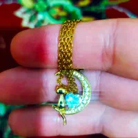 گردنبند رنگ ثابت