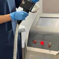 دستگاه لیزر زیر نظر پزشک / اقتصادی