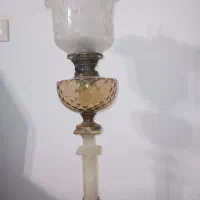 چراغ نفتی قدیمی زنگاری پایه ها مرمر فرانسه|کلکسیون اشیاء عتیقه|تبریز, |دیوار