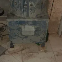 مرغ پرکنی