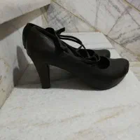 دو جفت پوتین و چند جف کفش مجلسی|کیف، کفش، کمربند|سنندج, |دیوار