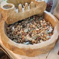 آبنمای سنگی دو طبقه