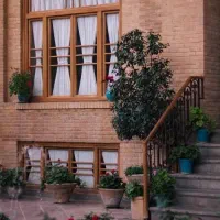 شیخ بهایی شمالی* ۱۹۰متر (صدمتر قدرالسهم ارزنده)