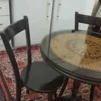 میز وصندلی در حد وسالم