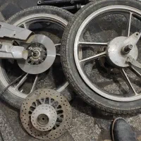 یک سری وسایل موتورسیکلت|قطعات یدکی و لوازم جانبی|همدان, |دیوار