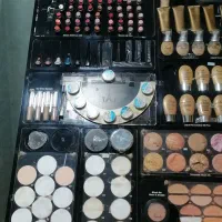 استند چوبی ارایشی