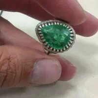 انگشتر نقره دست ساز نگین زمرد