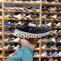 کتونی اورجینال تک سایز On Running مستر کتونی