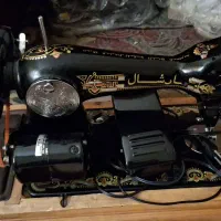 چرخ خیاطی در حده نو بسیار کم کارکرد