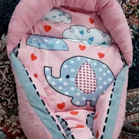 اغوش گیر  کودک
