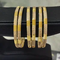 طلا و جواهر