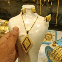 ست طلا ۳۶ گرمی شیک در طلافروشی فرهاد