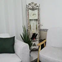 آیینه و ساعت