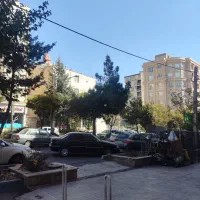 مغازه ۱۳۰ متری بر پاسداران نوساز /اجاره